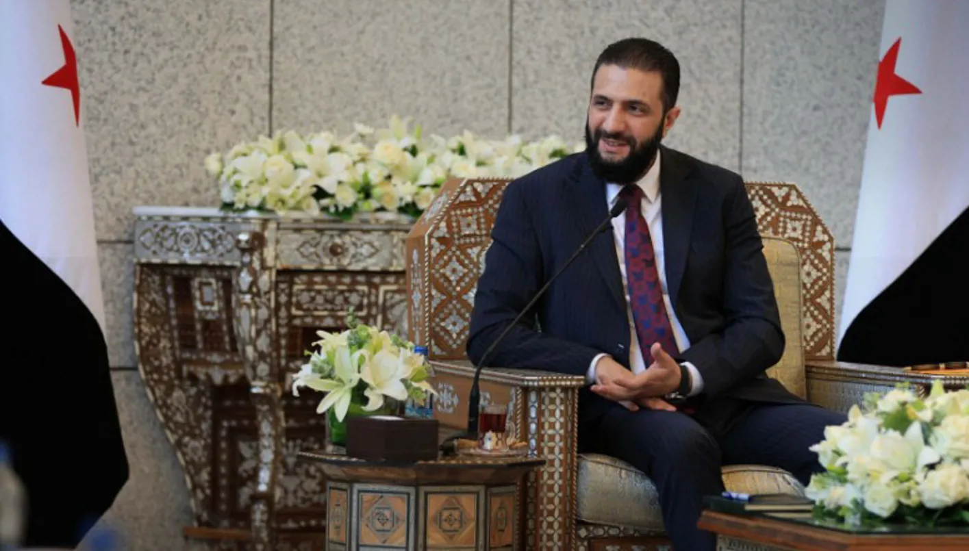 الشرع: يجب على لبنان الاستفادة من انتعاش سوريا وتجاوز الجراح الناتجة عن ‘حزب الله’ الشرع: يجب على لبنان الاستفادة من انتعاش سوريا وتجاوز الجراح الناتجة عن ‘حزب الله’
