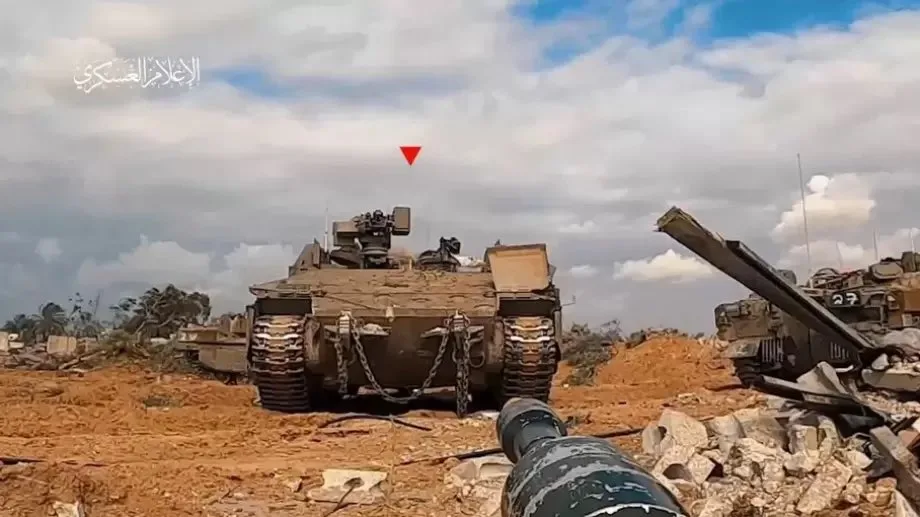 القسام يهاجم قوات الاحتلال في جنوب حي الزيتون القسام يهاجم قوات الاحتلال في جنوب حي الزيتون