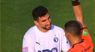 الكرتي يُطلق أولى البطاقات الحمراء في الدوري الجديد خلال مباراة القمة بين بيراميدز ووادى دجلة