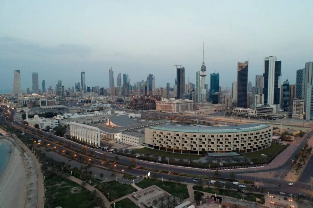 الكويت تحقق عجزاً أقل مما كان متوقعاً في ميزانية 2024-2025 الكويت تحقق عجزاً أقل مما كان متوقعاً في ميزانية 2024-2025