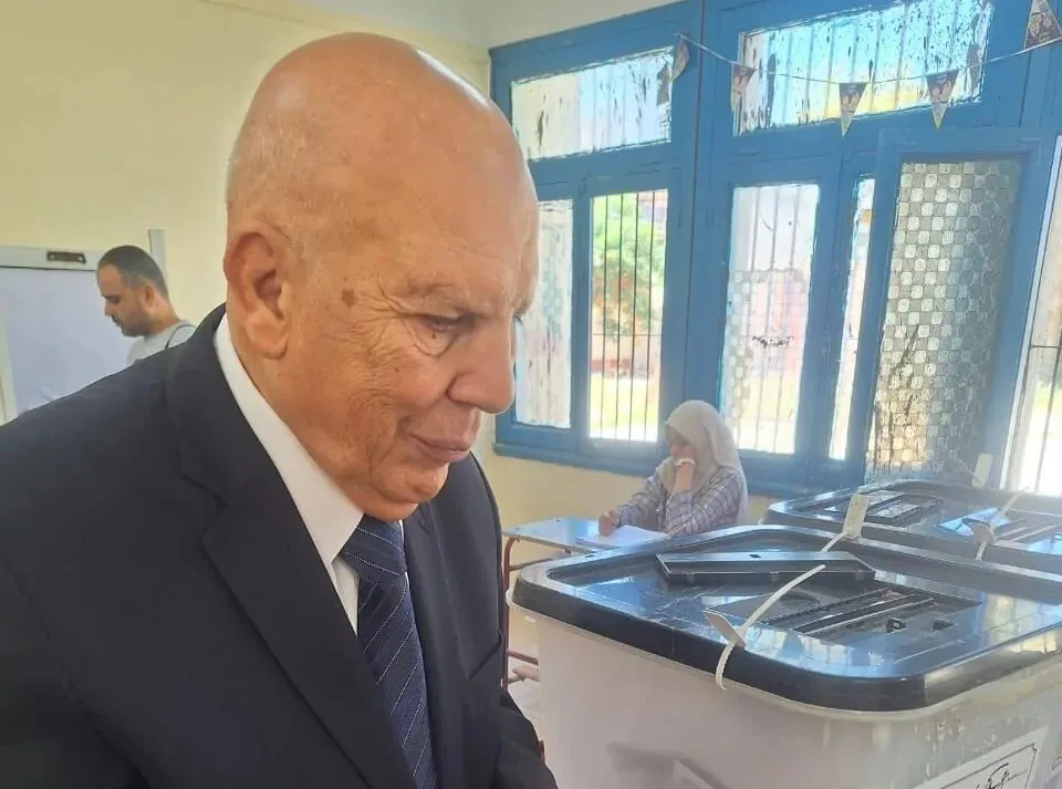 اللواء عادل لبيب: المشاركة في انتخابات الشيوخ مسؤولية وطنية.. وحزب الجبهة أحدث حركة سياسية بارزة اللواء عادل لبيب: المشاركة في انتخابات الشيوخ مسؤولية وطنية.. وحزب الجبهة أحدث حركة سياسية بارزة