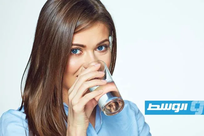 الماء يدعم نمو شعرك