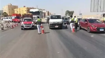 المرور يسجل 896 انتهاكاً بسبب عدم تركيب الملصق الإلكتروني في يوم واحد
