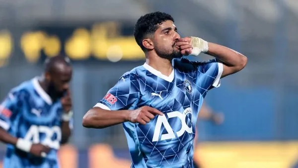 المريخ البورسعيدي يوضح لـ “كل الكوورة” تفاصيل الأزمة مع بيراميدز بشأن حصة إبراهيم عادل المريخ البورسعيدي يوضح لـ “كل الكوورة” تفاصيل الأزمة مع بيراميدز بشأن حصة إبراهيم عادل