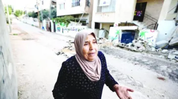 المستوطنون يهاجمون أشجار الزيتون والقرى الفلسطينية في الضفة الغربية