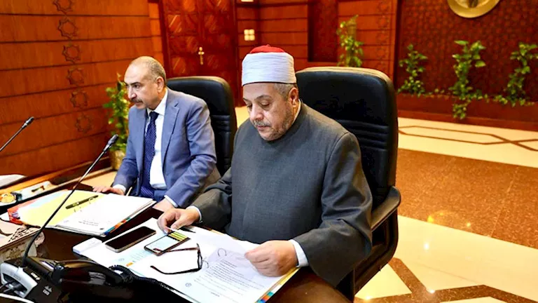 «المعاهد الأزهرية» و«التعليم» يعقدان اجتماعًا مشتركًا لبحث الأنشطة المشتركة «المعاهد الأزهرية» و«التعليم» يعقدان اجتماعًا مشتركًا لبحث الأنشطة المشتركة