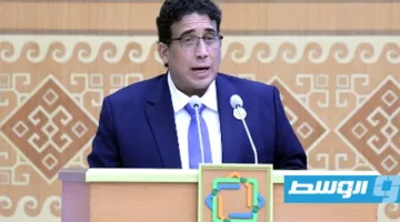 المنفي يطالب في مؤتمر دولي بإلغاء الحواجز الجمركية بين الدول
