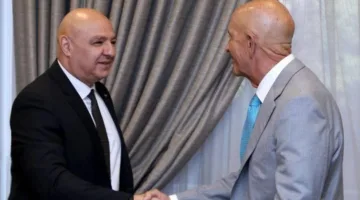 الموفد الأمريكي: لبنان سيعرض خطة لإ persuade حزب الله بالتخلي عن سلاحه
