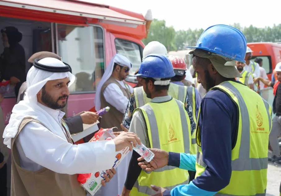 الهوية وموارد الأجانب في دبي تشارك في مبادرة ‘ثلاجة الفريج’ الهوية وموارد الأجانب في دبي تشارك في مبادرة ‘ثلاجة الفريج’