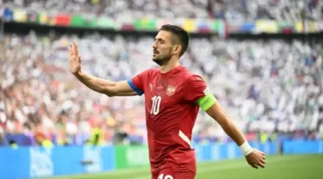 الوحدة الإماراتي يعلن عن التعاقد مع دوشان تاديتش بصفقة انتقال مجانية