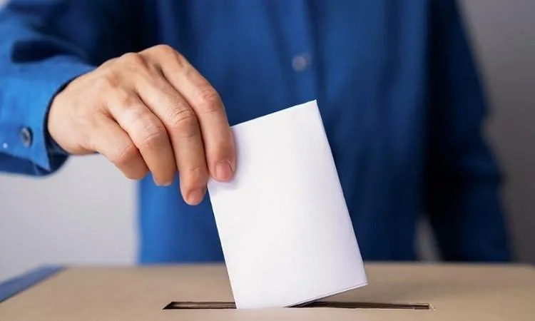 انطلاق تصويت المواطنين المصريين في ماليزيا وسنغافورة والصين لانتخابات مجلس الشيوخ انطلاق تصويت المواطنين المصريين في ماليزيا وسنغافورة والصين لانتخابات مجلس الشيوخ