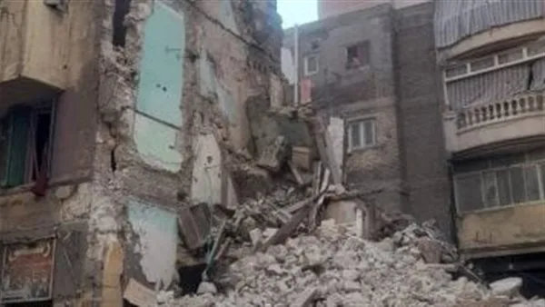 انهيار جزئي لمبنى تاريخي في حي الجمرك بالإسكندرية دون تسجيل إصابات