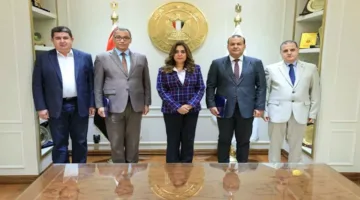 بأمر من مدبولي.. تفاصيل توقيع اتفاقية لتوريد مجزرين متنقلين في المناطق