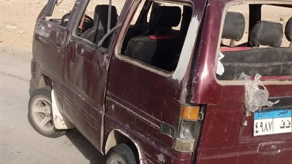 بالأسماء: انقلاب سيارة على طريق مطروح – الإسكندرية يُسفر عن إصابة 6 أشخاص بالأسماء: انقلاب سيارة على طريق مطروح – الإسكندرية يُسفر عن إصابة 6 أشخاص