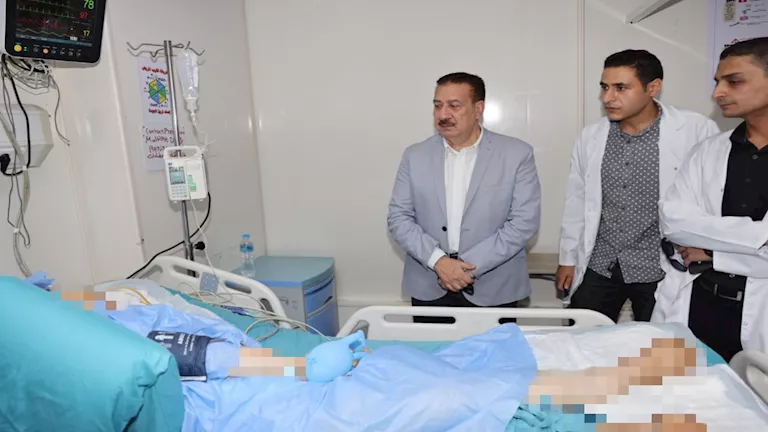 بالصور – محافظ المنوفية يزور المصابة في حادث كفر السنابسة للاطمئنان عليها بالصور – محافظ المنوفية يزور المصابة في حادث كفر السنابسة للاطمئنان عليها