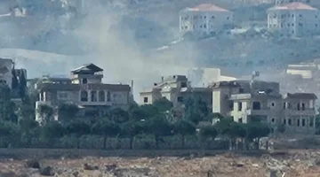 بالفيديو: استهداف مركبة بأربعة صواريخ في بلدة عيناثا