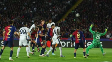 برشلونة يفوت الفرصة؟ تقرير: expiration of penalty clause in Dumfries contract.