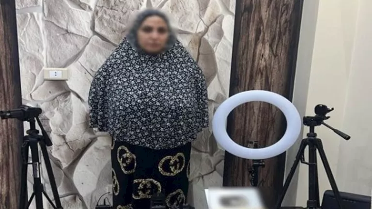 بعد اعتقال البلوجر “نعمة أم إبراهيم” في البحيرة.. إجراء سريع من النيابة بعد اعتقال البلوجر “نعمة أم إبراهيم” في البحيرة.. إجراء سريع من النيابة