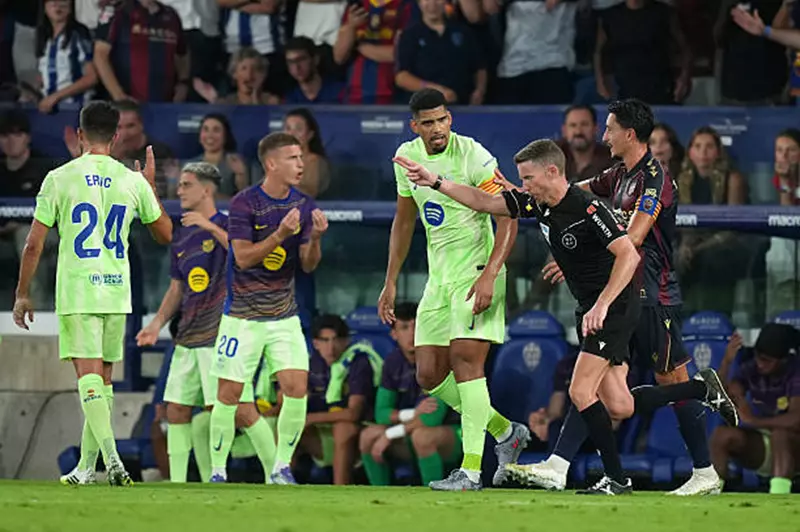 بعد جولتين: برشلونة الرائد في استخدام الـ VAR بالدوري الإسباني بعد جولتين: برشلونة الرائد في استخدام الـ VAR بالدوري الإسباني