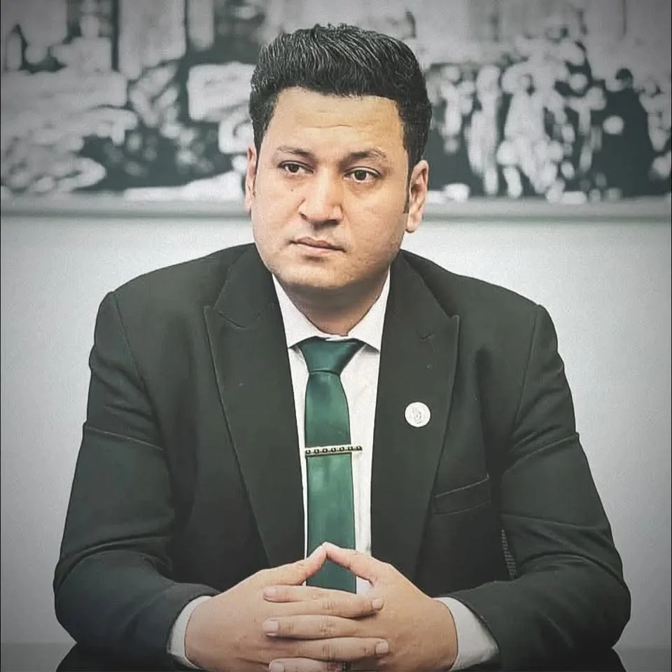 بعد خذلان باسل الحيوان له في انتخابات الشيوخ.. علي فايز يعلن انسحابه من حزب الوعي بعد خذلان باسل الحيوان له في انتخابات الشيوخ.. علي فايز يعلن انسحابه من حزب الوعي