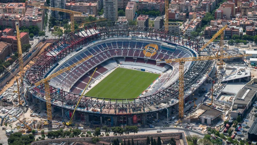 بعد عامين من التغيّب.. برشلونة يتلقى صدمة قبيل افتتاح ملعب كامب نو