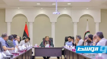بلدية مصراتة تستعرض التحديات في تسجيل الأجانب