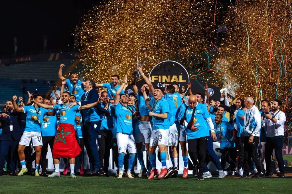 بيراميدز يوقع عقداً جديداً مع لاعبه لمدة ثلاث سنوات بيراميدز يوقع عقداً جديداً مع لاعبه لمدة ثلاث سنوات