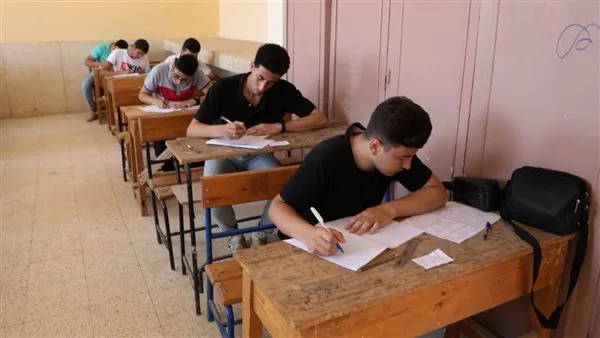 تاريخ بدء امتحانات الدبلومات الفنية “الدور الثاني” وجداول المواد الدراسية