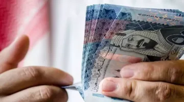 تراجع قيمة الريال السعودي أمام الجنيه في خمس بنوك خلال أسبوع