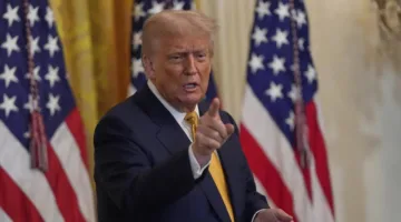 ترامب: اجتماع بوتين وزيلينسكي غير محتمل حالياً.. وأنا مستعد لتقديم ضمانات أمنية دون تدخل مباشر.