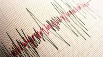 تسجيل 120 اهتزازًا بعد الزلزال في منطقة الشرق الأقصى الروسية