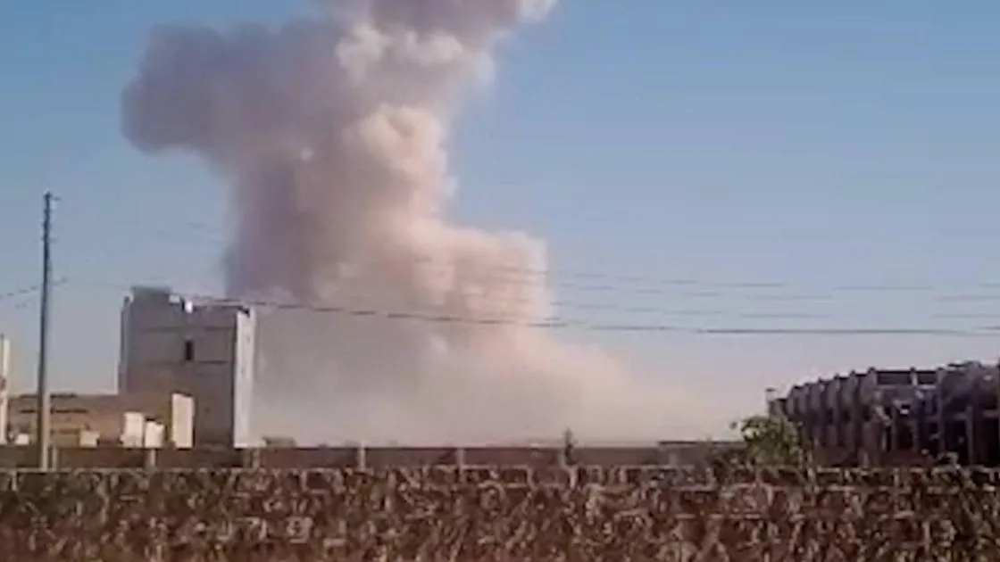 تفجير انتحاري في حي سكني في مدينة حلب السورية تفجير انتحاري في حي سكني في مدينة حلب السورية