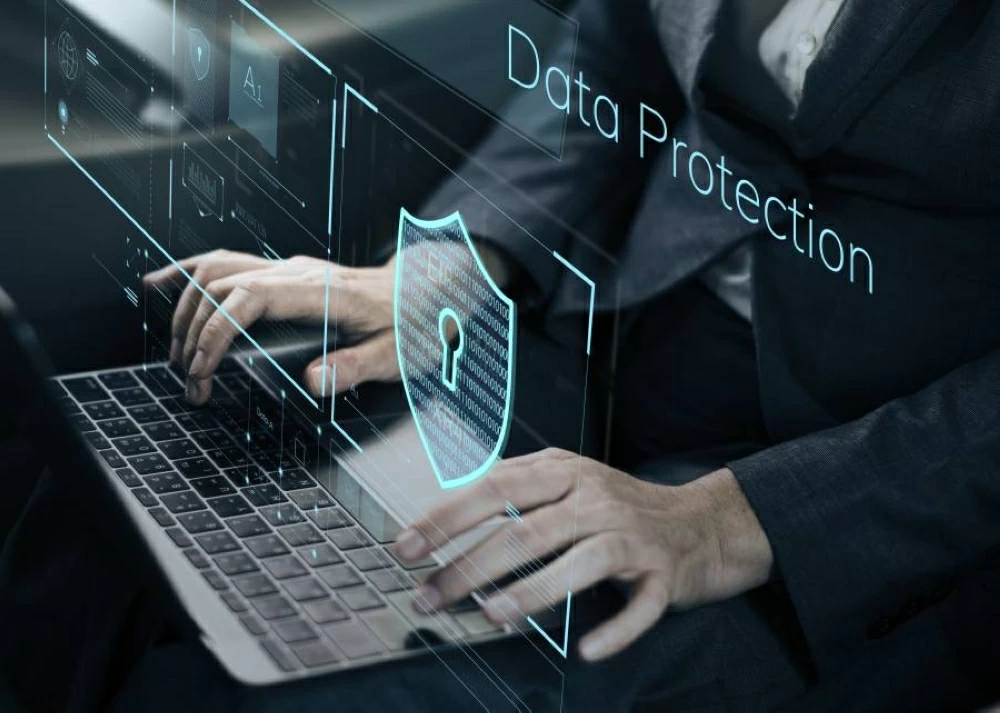 تقرير IBM: الذكاء الاصطناعي يقلل من تكلفة أمن المعلومات في الشرق الأوسط ويزيدها في الولايات المتحدة