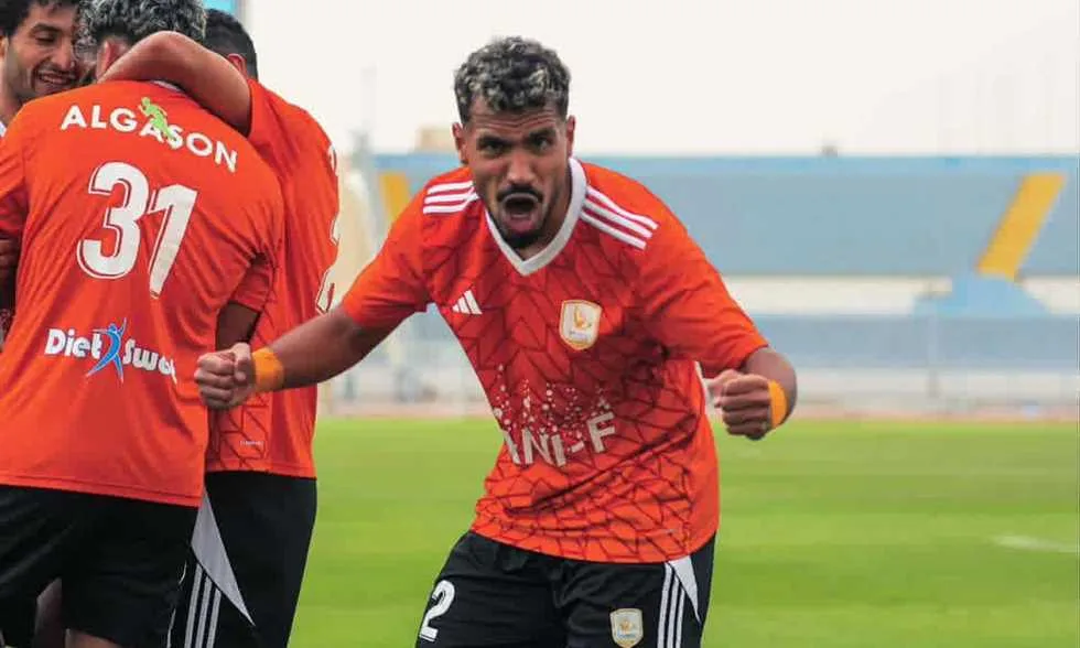 تقرير في الجول – الانتقال الرابع.. عمر رضا ينتقل من فاركو إلى بتروجت تقرير في الجول – الانتقال الرابع.. عمر رضا ينتقل من فاركو إلى بتروجت