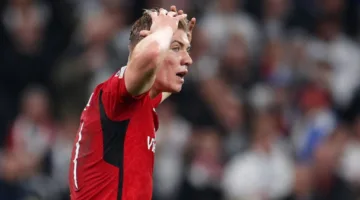 تنافس بين تين هاج وثلاثة أندية إيطالية للتعاقد مع لاعب مانشستر يونايتد