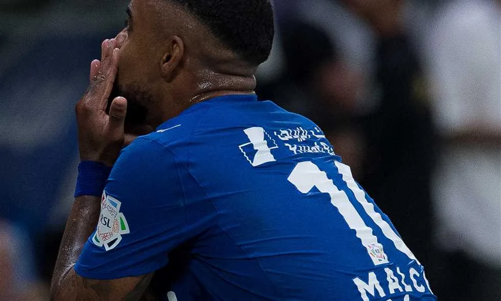 ثنائية الدوسري تقود الهلال لبدء الموسم بفوز على الرياض وتسجيل أرقام قياسية جديدة ثنائية الدوسري تقود الهلال لبدء الموسم بفوز على الرياض وتسجيل أرقام قياسية جديدة