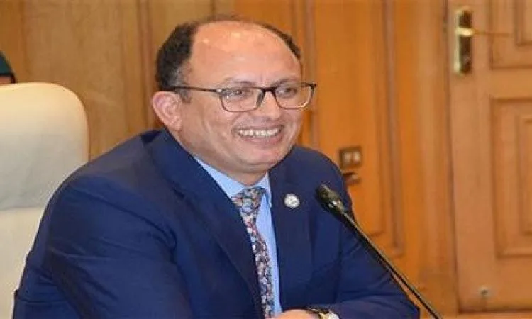 جامعة حلوان تتيح التحويلات إلكترونياً للعام الدراسي الجديد جامعة حلوان تتيح التحويلات إلكترونياً للعام الدراسي الجديد