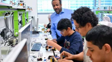 جامعة خليفة تستقبل 61 طالباً في برنامج “استكشف 2025”