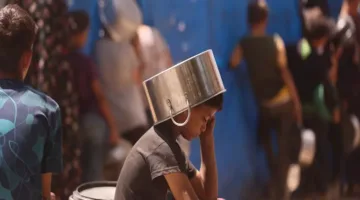 جولة جديدة من المساعدات لغزة “المتساقطة من السماء”.. هل ستكون لها فائدة؟