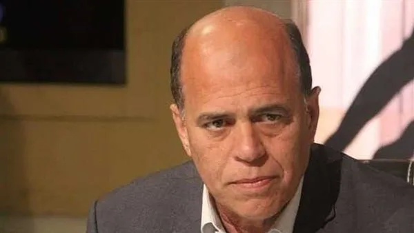 حجر الدفاع.. هشام يكن، نجم الزمالك ومنتخب مصر السابق، يحتفل بذكرى ميلاده الثالثة والستين حجر الدفاع.. هشام يكن، نجم الزمالك ومنتخب مصر السابق، يحتفل بذكرى ميلاده الثالثة والستين