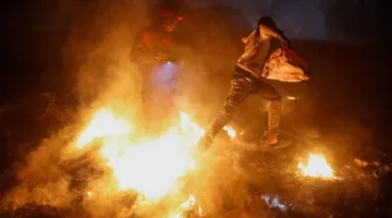 حرائق الغابات تُجبر 1100 شخص على الإخلاء في إسبانيا
