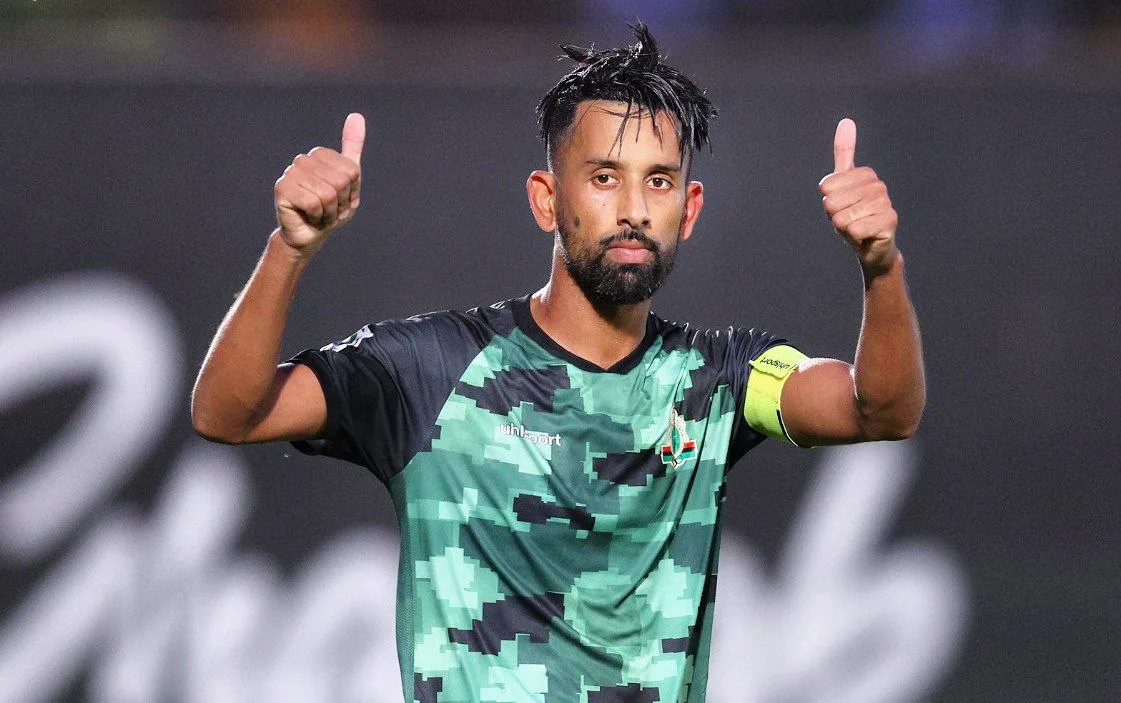 حريمات يستمر في إثارة الضغوط على الركراكي بتألقه مع المنتخب المحلي المغربي