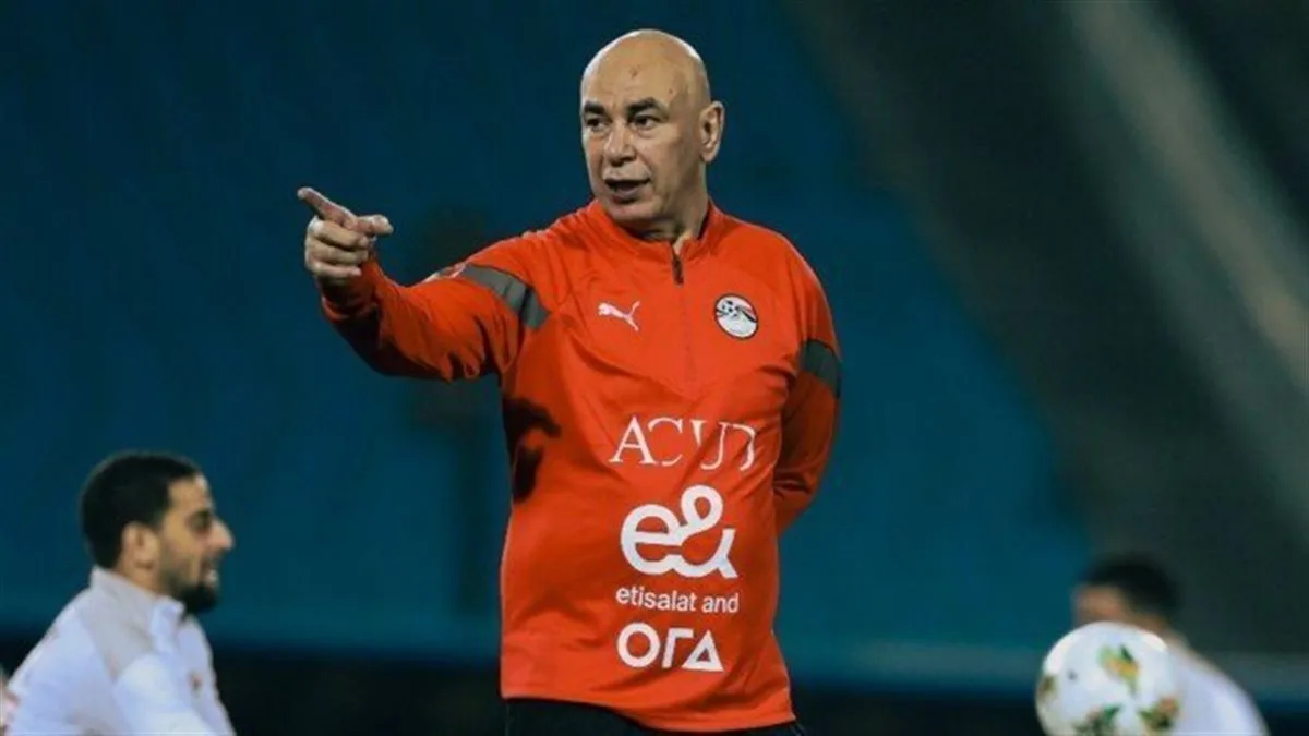 حسام حسن يفاجئ ثلاثي الأهلي قبل معسكر المنتخب تحضيراً لتصفيات كأس العالم (خاص) حسام حسن يفاجئ ثلاثي الأهلي قبل معسكر المنتخب تحضيراً لتصفيات كأس العالم (خاص)