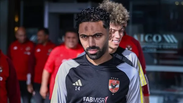 حسين الشحات يعلن عن وفاة عمه قبل ساعات من مواجهة الأهلي مع بيراميدز حسين الشحات يعلن عن وفاة عمه قبل ساعات من مواجهة الأهلي مع بيراميدز