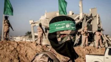 حماس: لن نترك أسلحتنا!