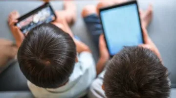 حماية أطفالك من احتيالات الإنترنت: دليل الأهل للأمان المالي في العصر الرقمي