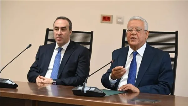 حنفي جبالي يعلن بدء فعاليات مجلس النواب رسمياً من العاصمة الإدارية الجديدة حنفي جبالي يعلن بدء فعاليات مجلس النواب رسمياً من العاصمة الإدارية الجديدة