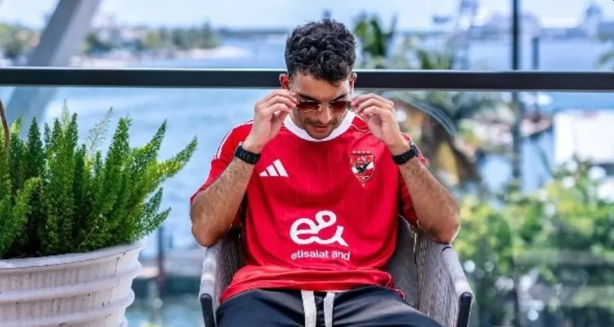 خفايا أزمة هتاف “زيزو” التي أثارت قلق بعثة الزمالك خفايا أزمة هتاف “زيزو” التي أثارت قلق بعثة الزمالك