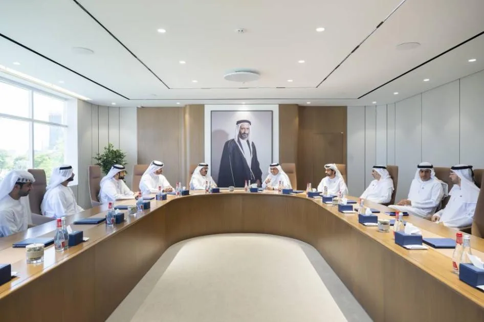 «دبي الصحية» تُقدّم تجربة لها إلى وفد من الدفاع المدني «دبي الصحية» تُقدّم تجربة لها إلى وفد من الدفاع المدني