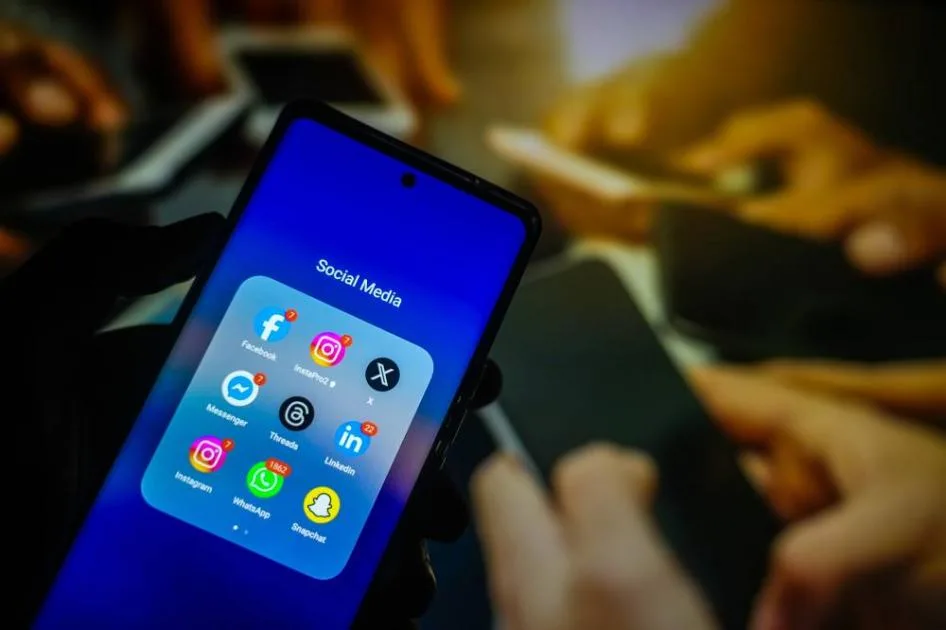 دراسة من بلجيكا: وسائل التواصل الاجتماعي لا تضر بصحة الشباب النفسية دراسة من بلجيكا: وسائل التواصل الاجتماعي لا تضر بصحة الشباب النفسية